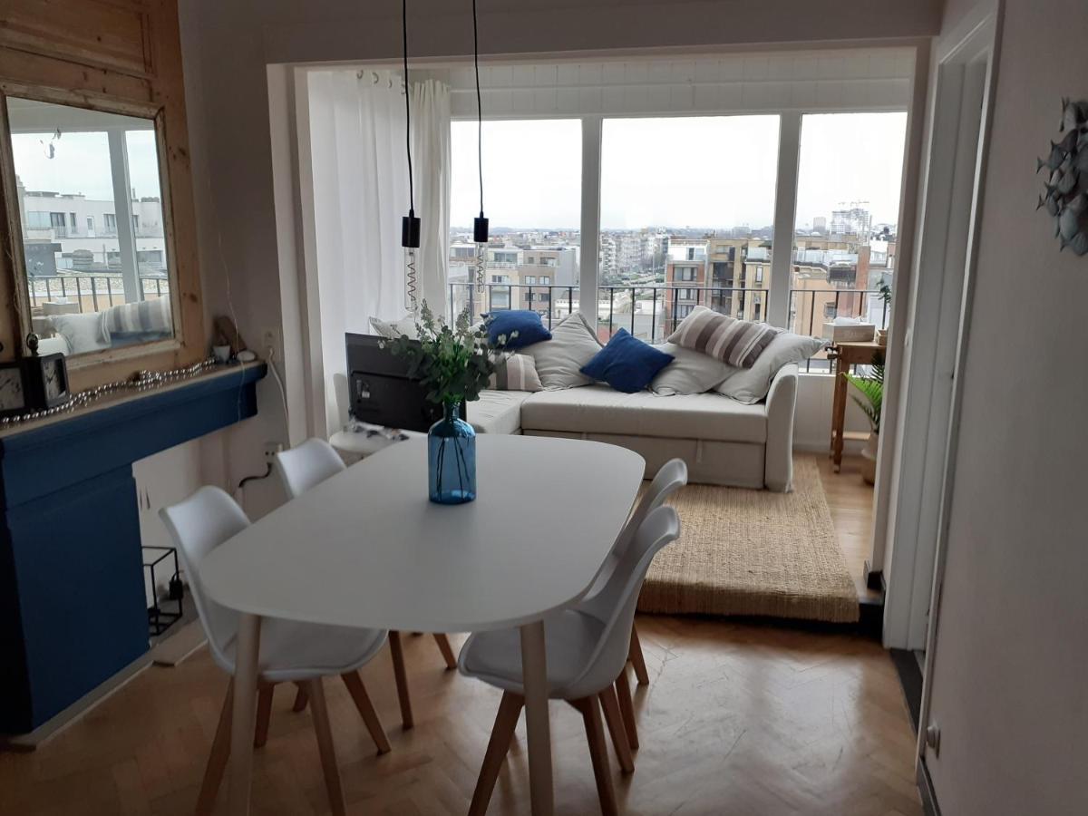 Gezellig centraal gelegen penthouse Oostende Appartement Buitenkant foto