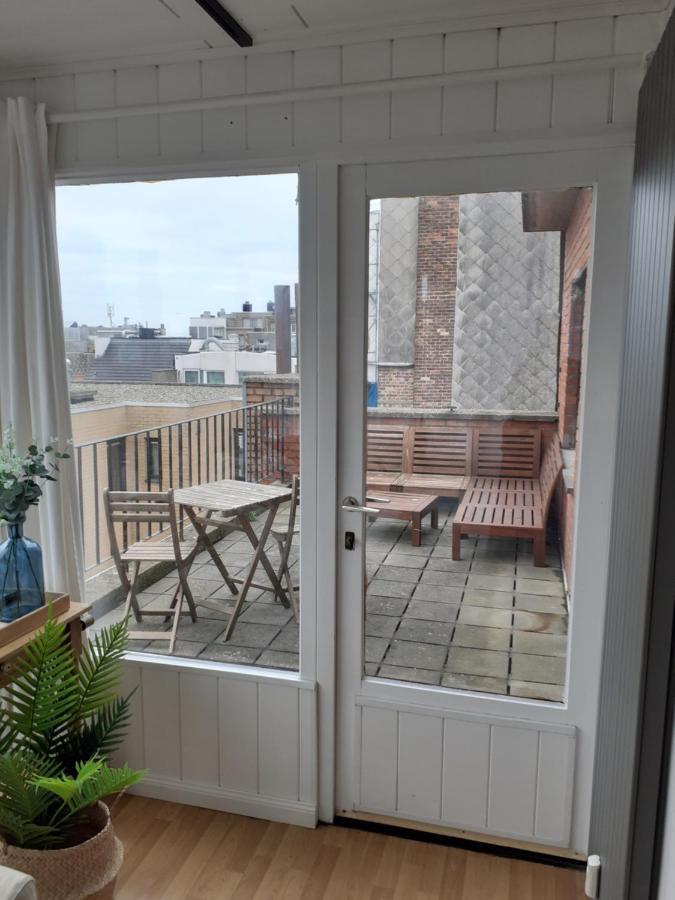 Gezellig centraal gelegen penthouse Oostende Appartement Buitenkant foto