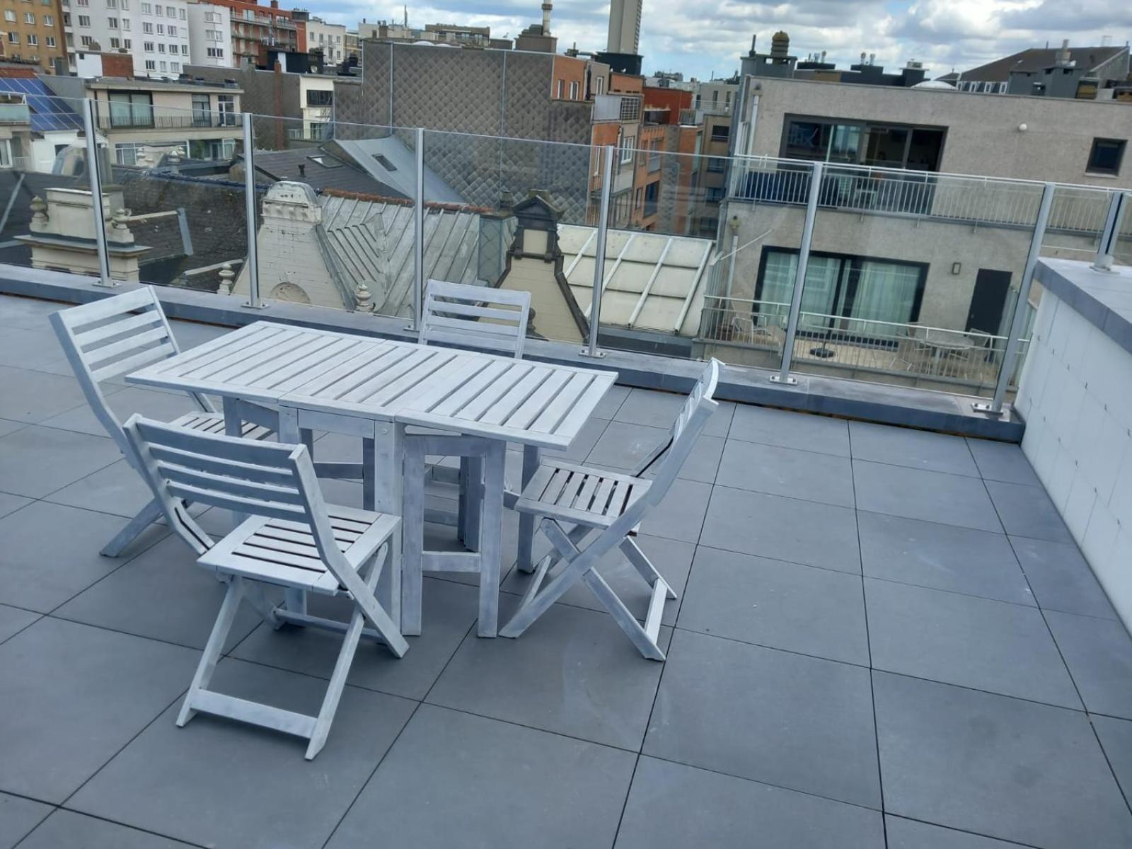 Gezellig centraal gelegen penthouse Oostende Appartement Buitenkant foto